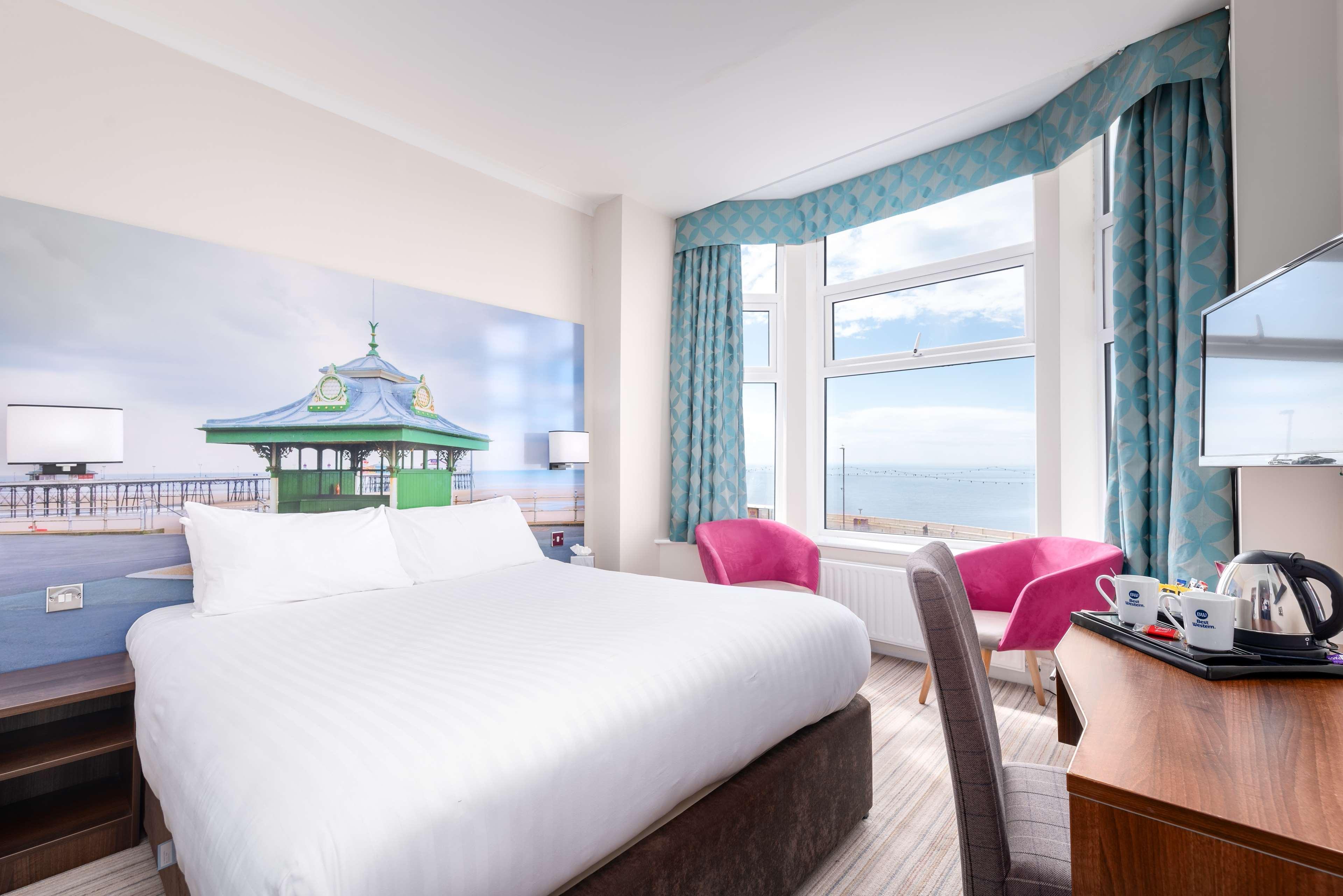 Western Carlton Hotel 3*