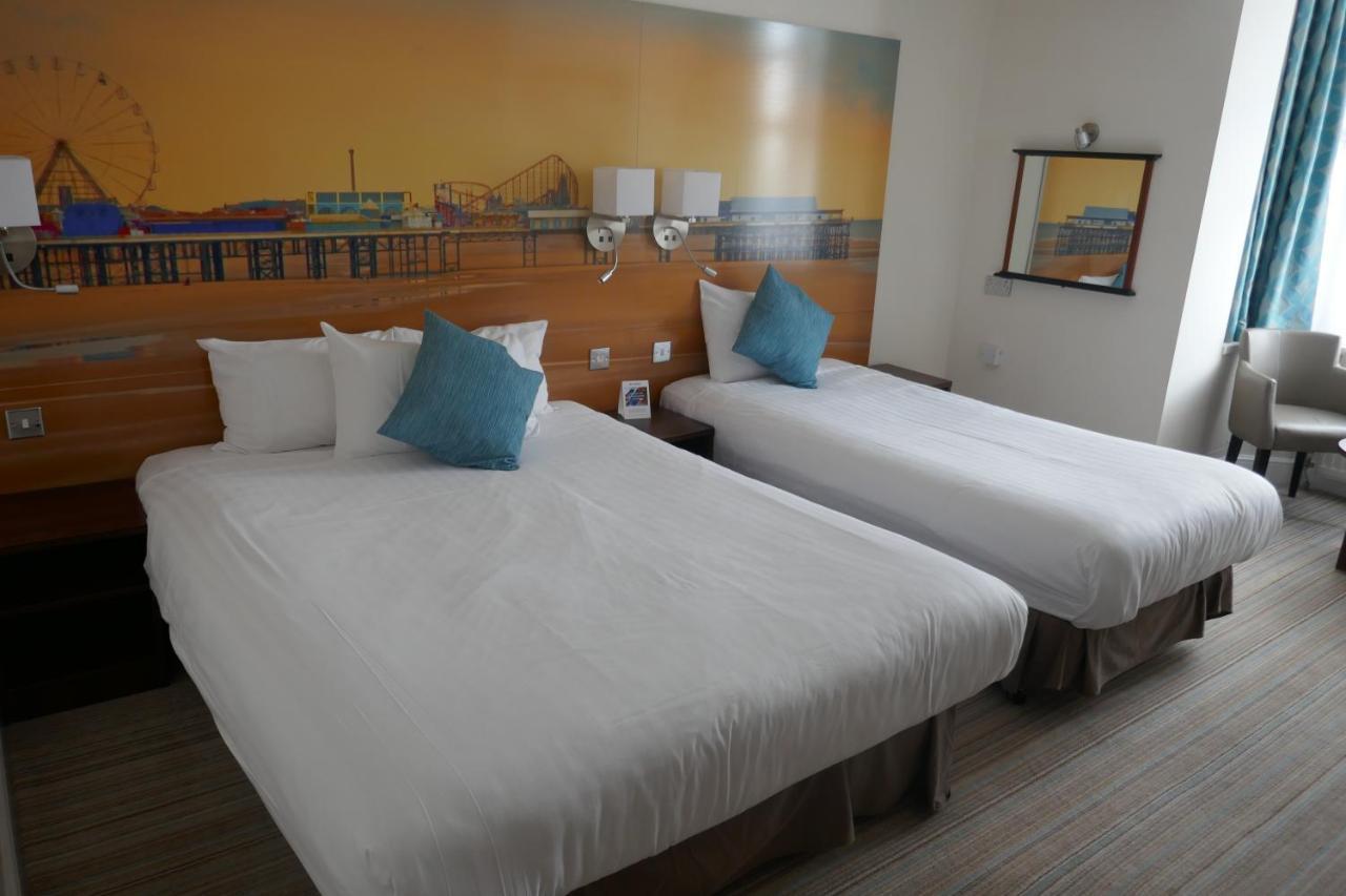 Отель Western Carlton 3*